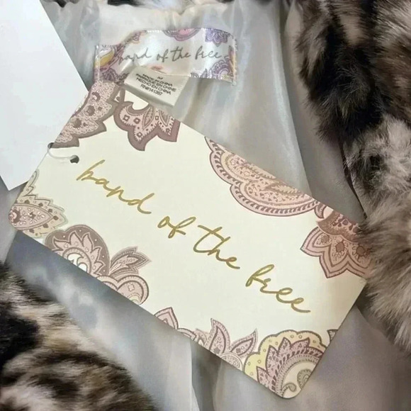 BAND OF THE FREE FAUX FUR JACKET ANIMAL PRINT IVORY  BLACK NO CLOSURE SIZE M - Picture 5 of 9